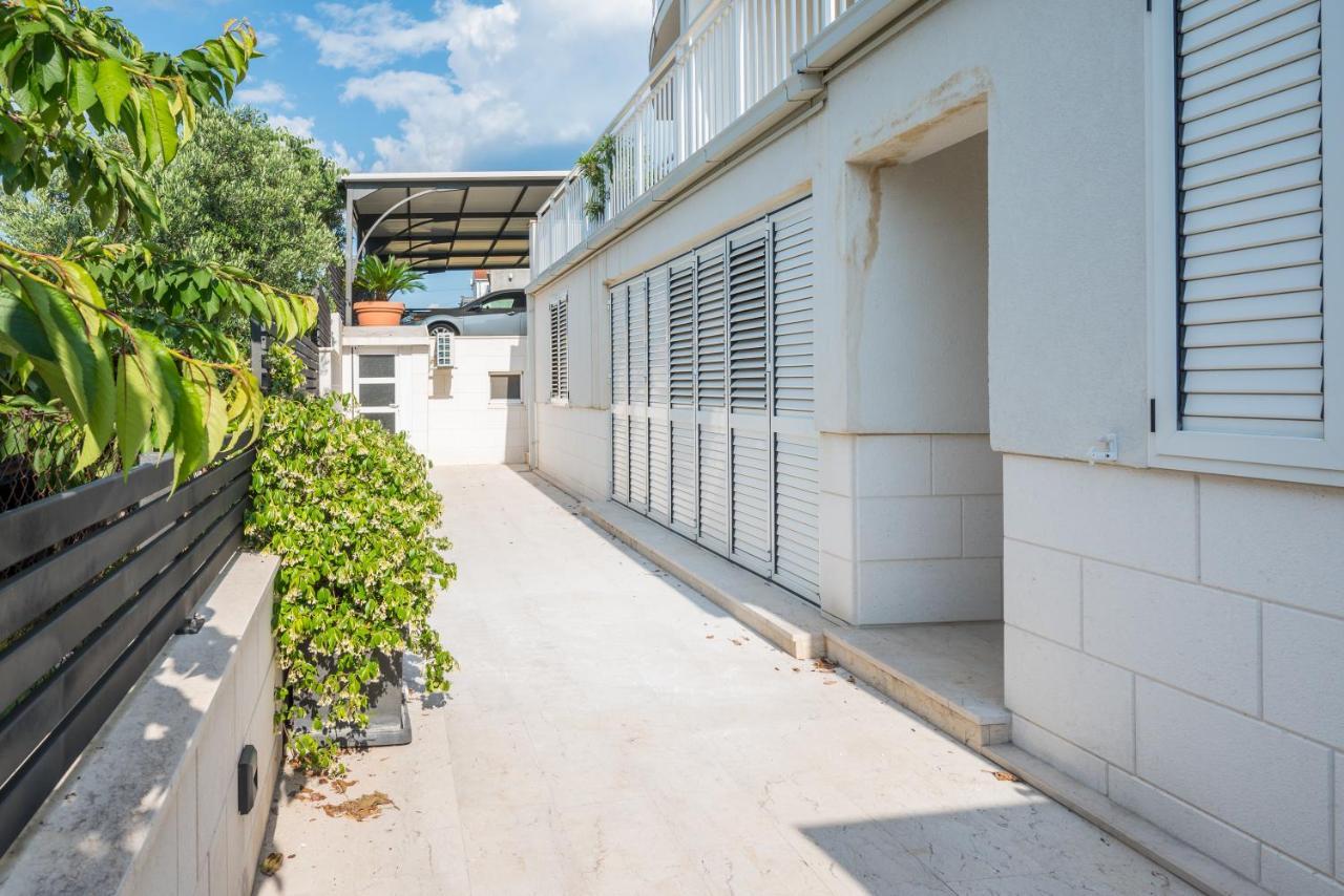 Vdl Apartments Trogir Exterior photo